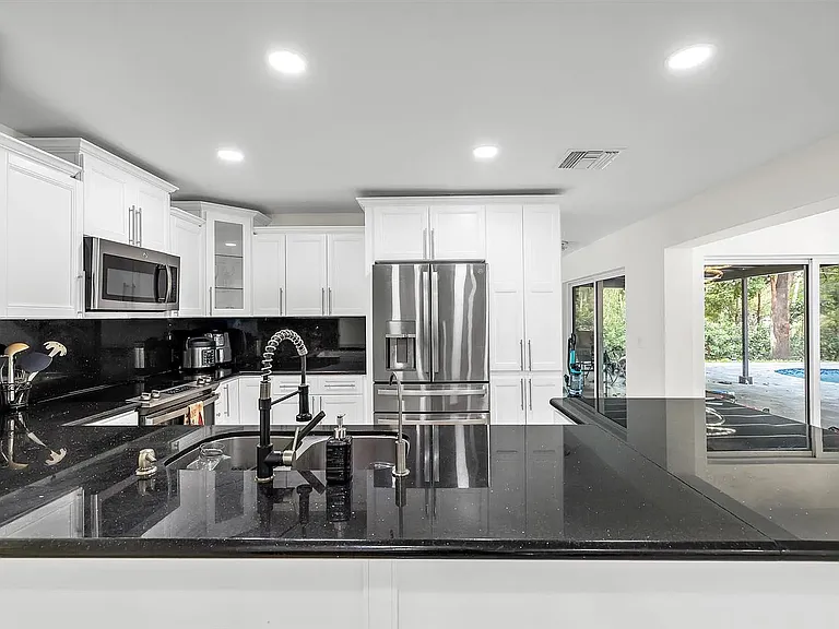 5939 NW 79th Way — Photo 7