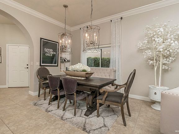 5th image of 4105 E Altadena Ave