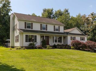 30 Hemlock Dr, Hopewell Junction, NY 12533