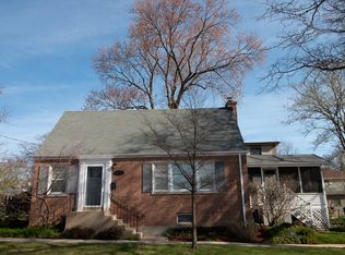 5216 Harvard Ter, Skokie, IL 60077