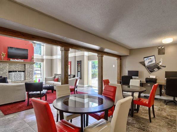 1513 Farrington Way #1504J