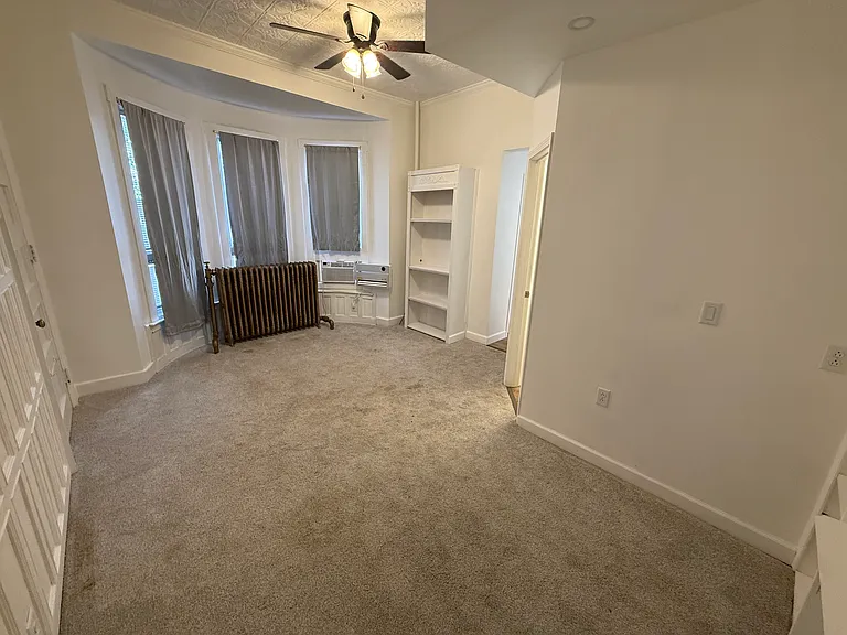 929 Franklin St #2 — Photo 10