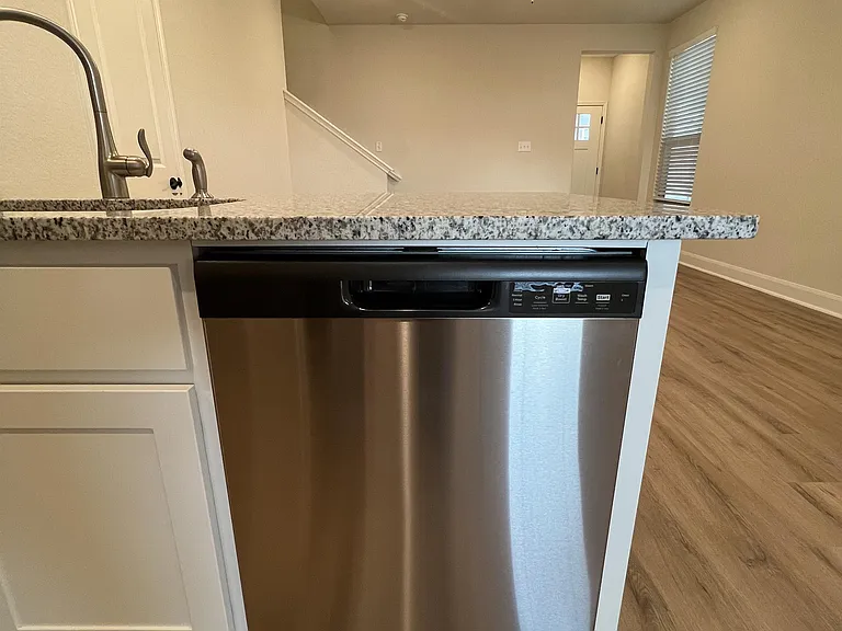 7513 Astro Fld — Photo 13