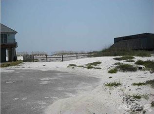 1746 Bulevar Mayor, Pensacola Beach, FL 32561