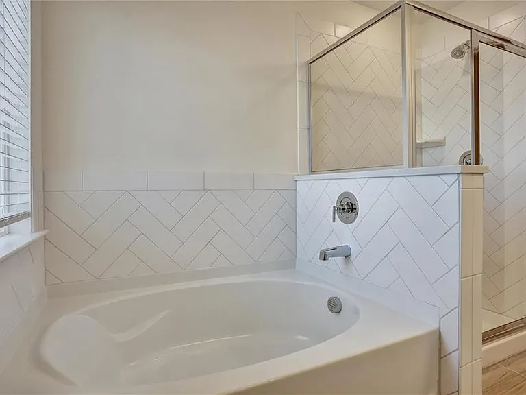 1615 Aiden Way — Photo 31