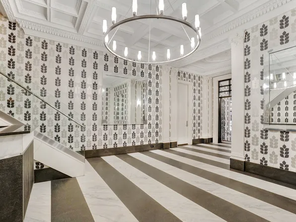 200 West 58th Street image 1 of 14