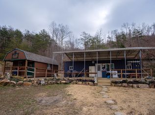 2240 Teges Creek Rd, Manchester, KY 40962