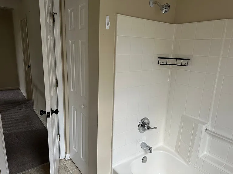 824 Thimbleby Dr — Photo 31