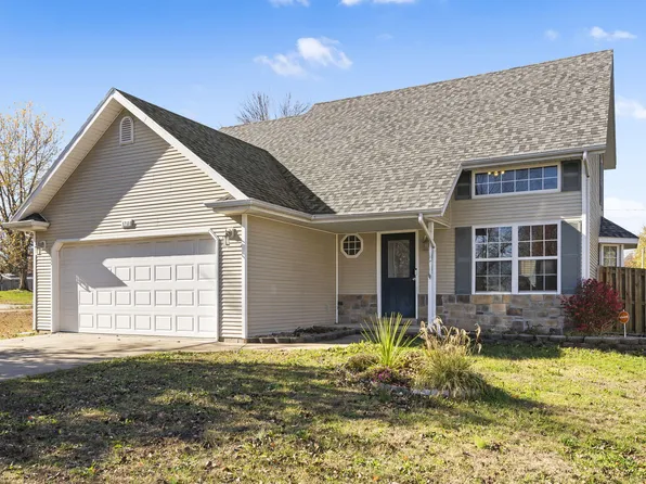 1711 E Garland Court, Republic, MO 65738