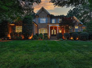 128 Dartmoor Ln, Raleigh, NC 27614