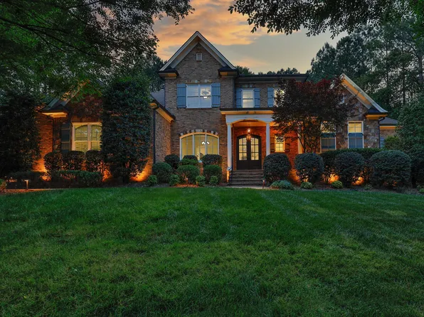 128 Dartmoor Ln, Raleigh, NC 27614