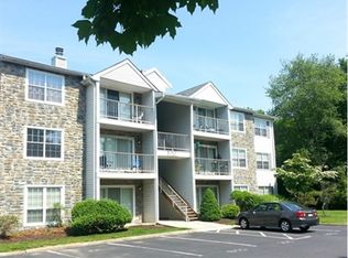 34 Holly Ct, Hamilton, NJ 08619