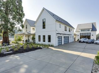 12864 SE Cooper Ct, Happy Valley, OR 97086
