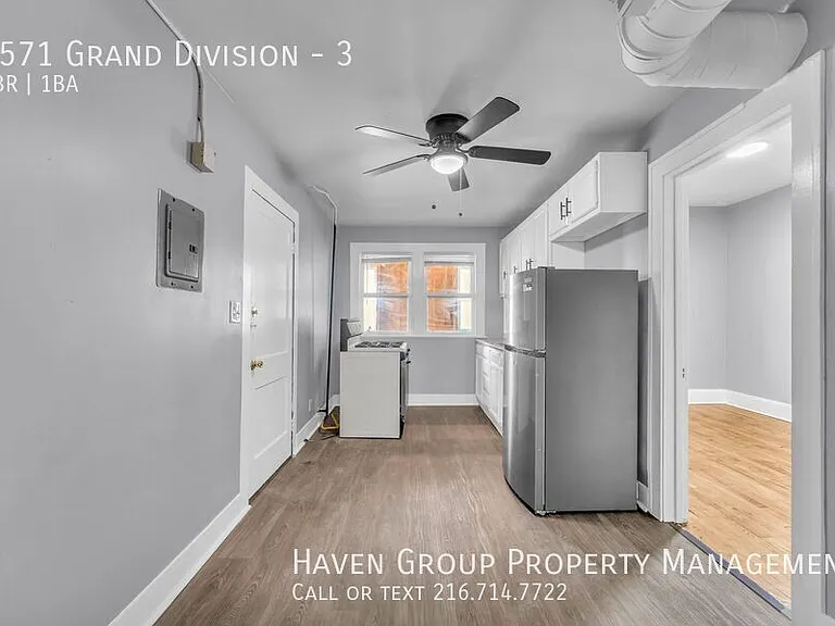 9571 Grand Division Ave #3 — Photo 8