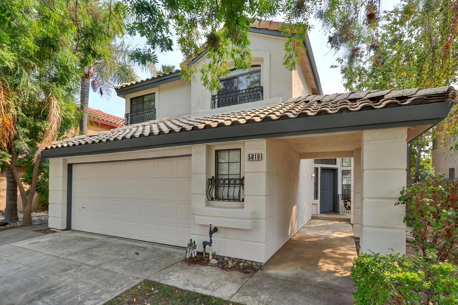 5018 Felicia Way photo 1