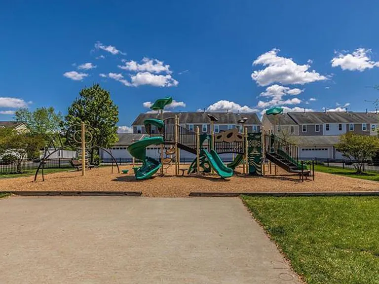 3530 Connor Pl — Photo 32
