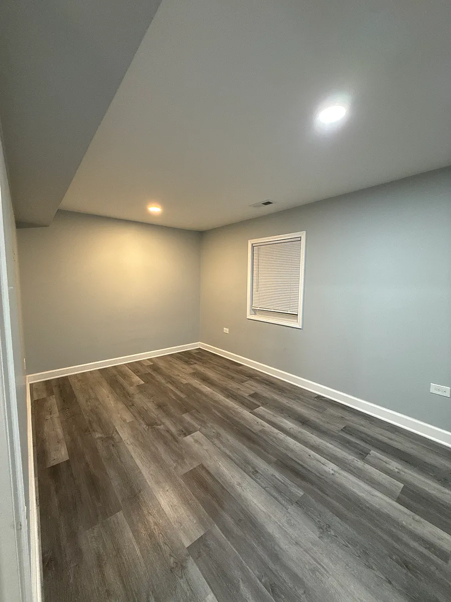 Building Photo - 3446 S Lituanica Ave #G