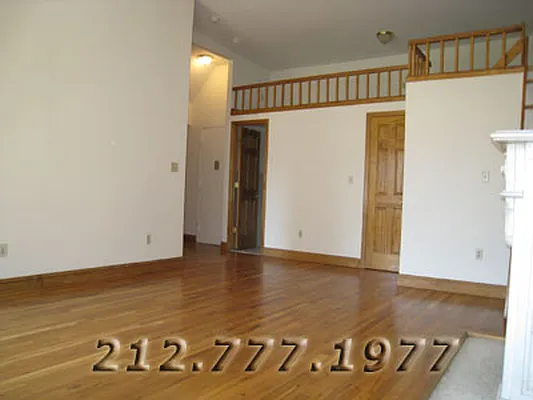 Rented by Sir Realty | media 13