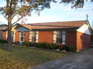 1046 Chappell Dr, Mesquite, TX 75149