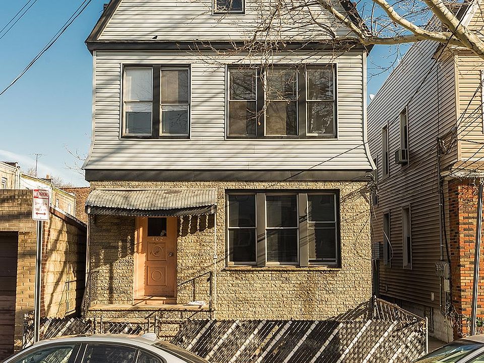 1st image of 402 Armstrong Ave