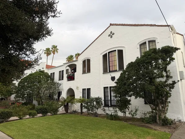 1134 E Lexington Dr, Glendale, CA 91206