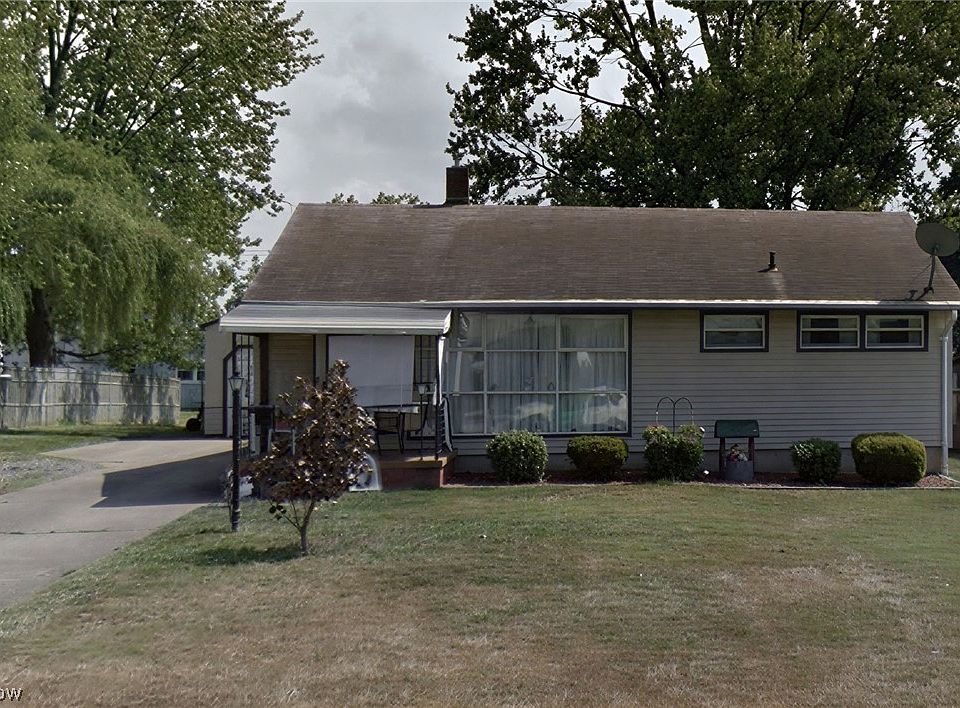 1st image of 521 Powers Ave