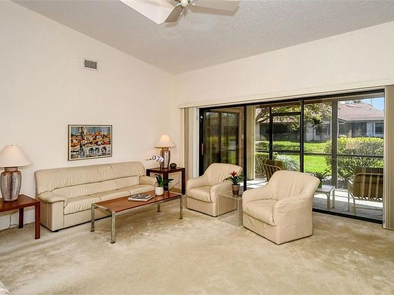 5th image of 4051 Wilshire Cir E #134