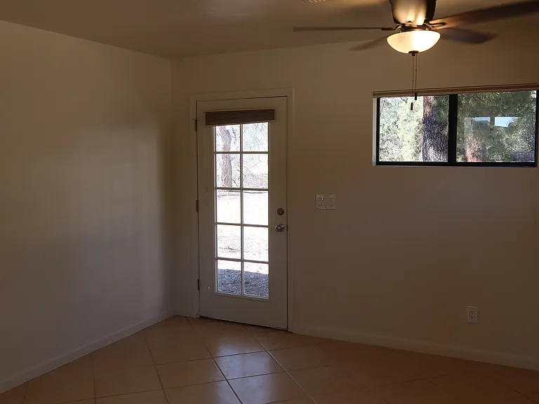 7007 E River Rd #2 — Photo 15