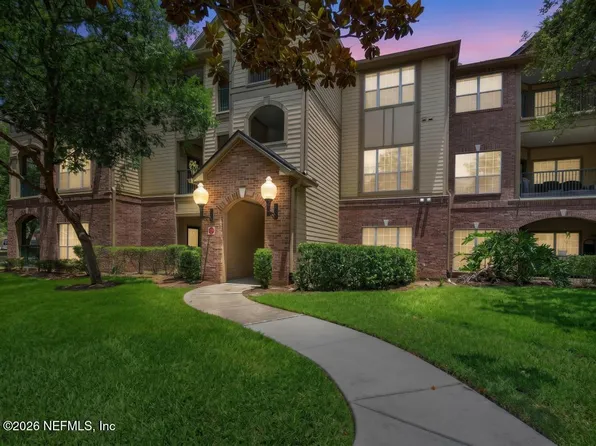 7800 POINT MEADOWS Drive #126, Jacksonville, FL 32256