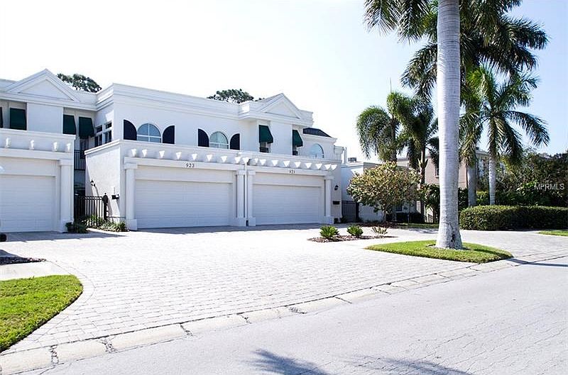 Welcome to 923 Osceola