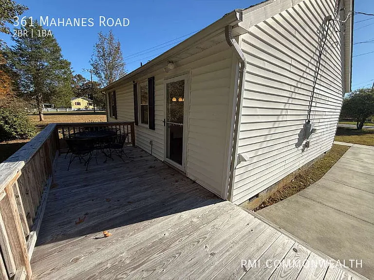 361 Mahanes Rd — Photo 5