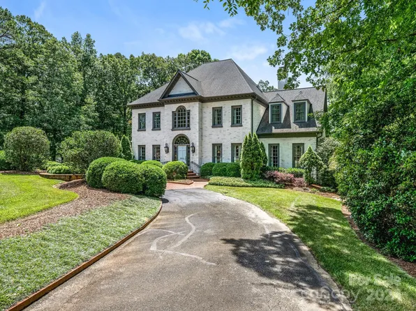 5500 Hardison Rd, Charlotte, NC 28226