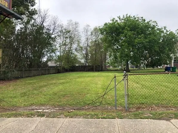 1723 Franklin St, Gretna, LA 70053
