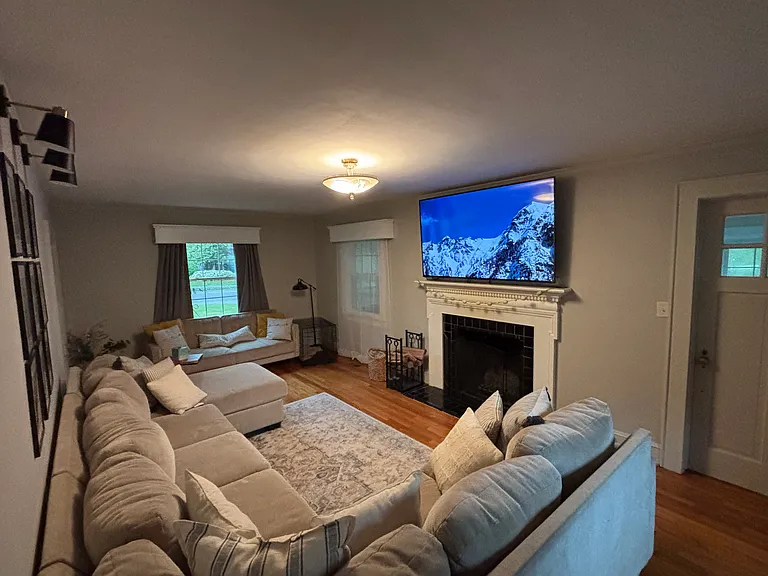 436 Sullivan Rd — Photo 14
