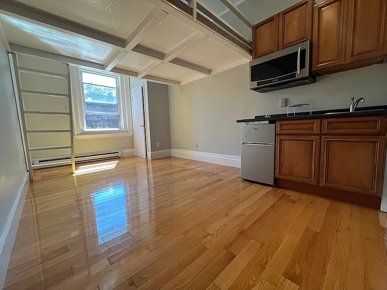 The Blackstone on Beacon — Photo 31