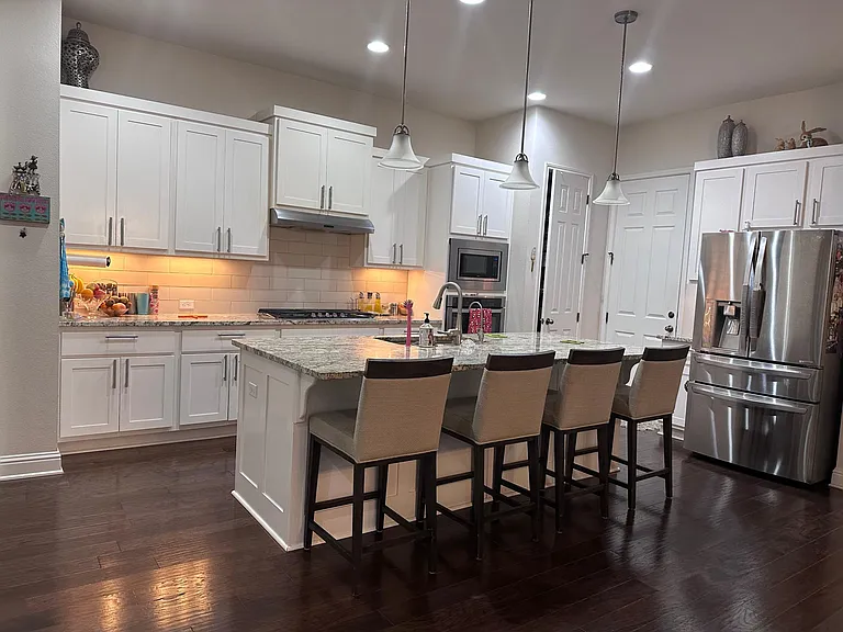 6801 Teulada Dr — Photo 4