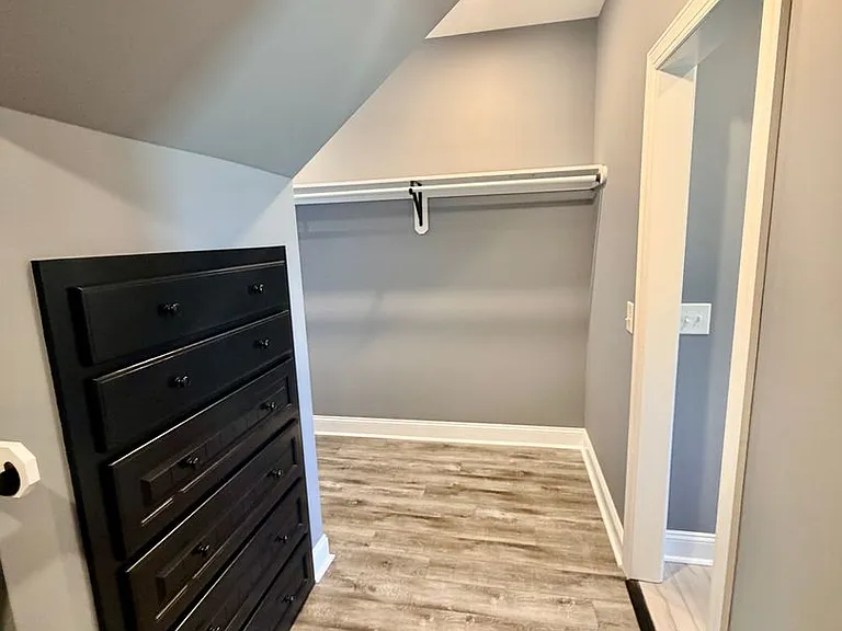 8487 Bend Of The River Rd — Photo 35