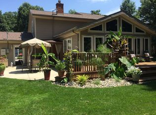547 Fenway Dr, Lima, OH 45804
