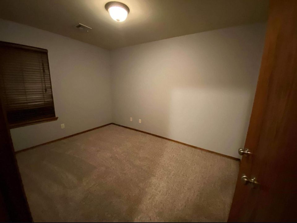 1st image of 4209 Hunterfield Ave