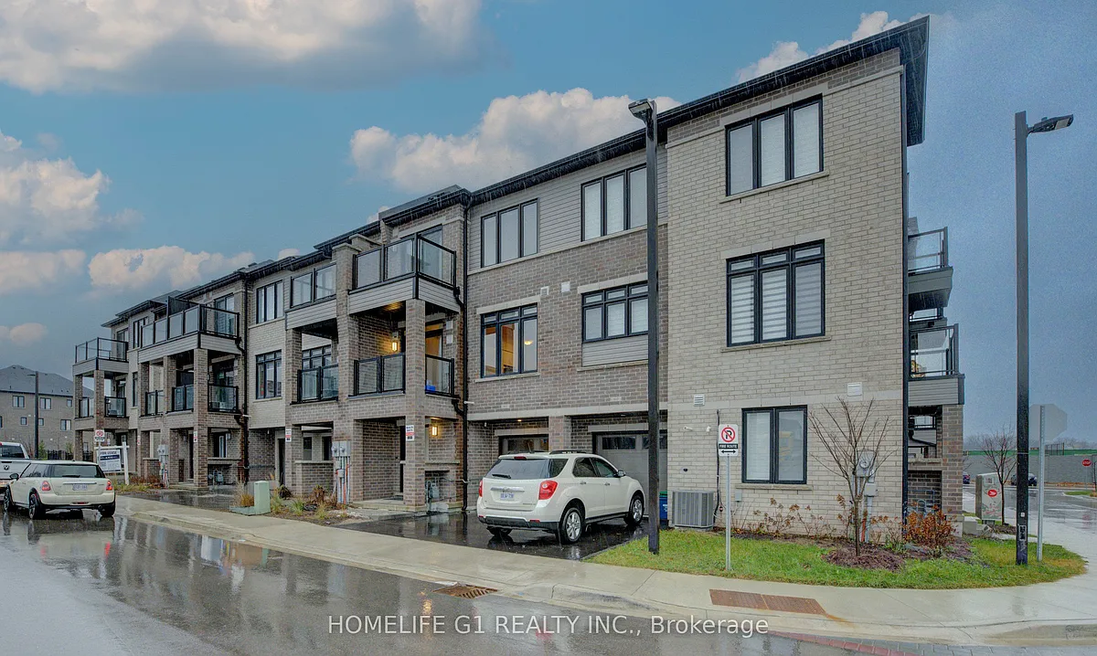 Building Photo - 585 Colborne St E #611