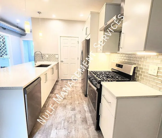 6026 Butler St #2 — Photo 1