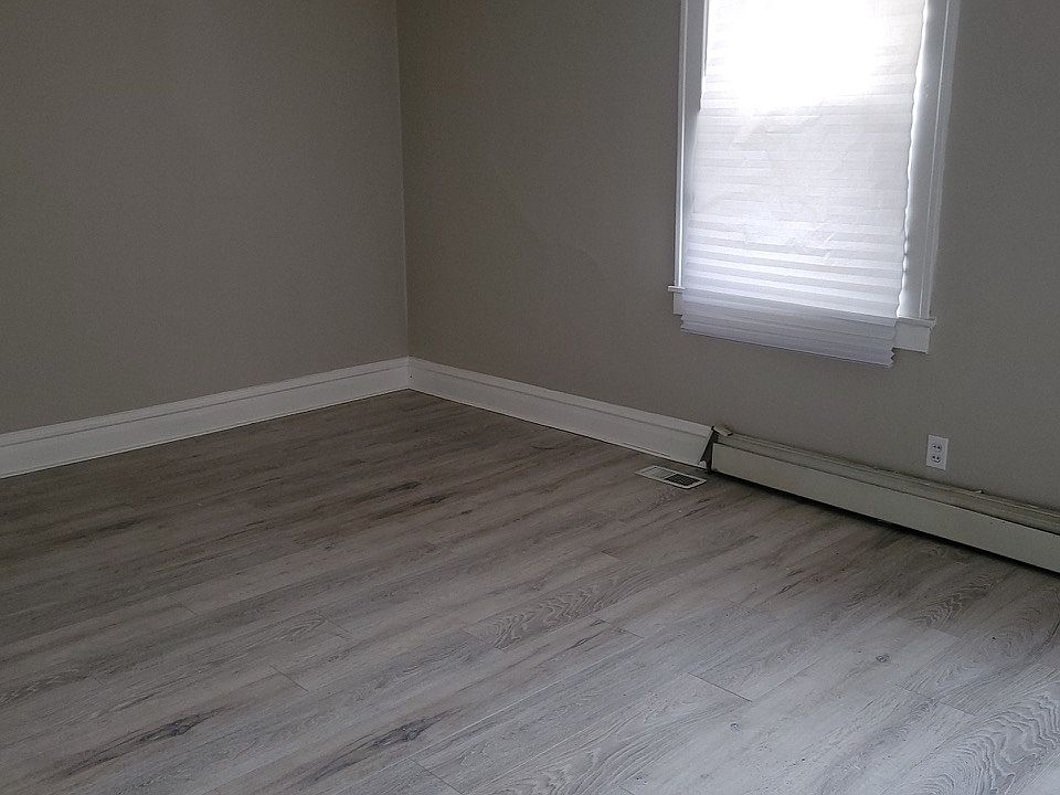 1st image of 4112 Parrish Ave #1