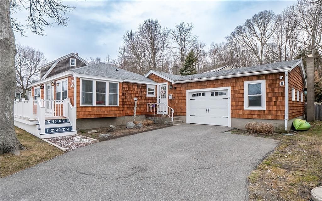 2156 Main Rd Tiverton RI 02878 Zillow   7027b9790c6db5c12ef2b2d24c53f7e5 Cc Ft 1536 