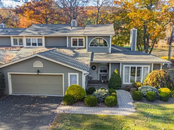 21 Stone Row Ln, Jefferson Twp., NJ 07438