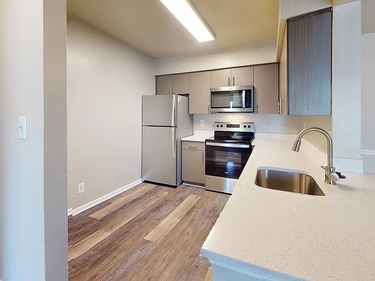 Canterbury Apartments — Photo 127