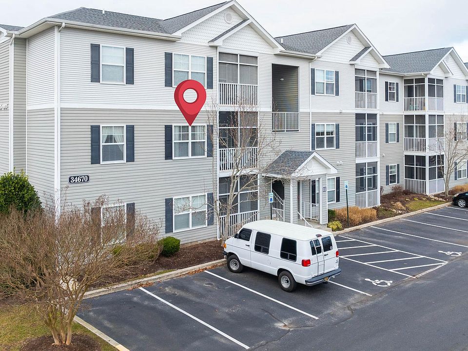 1st image of 34670-2201 Villa Cir