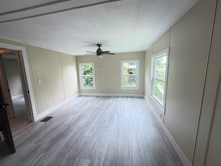 6530 Sutherland Ave — Photo 26