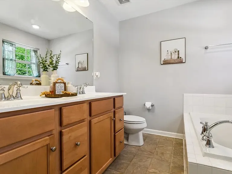 622 Newman Dr — Photo 19