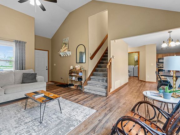 5th image of 502 Freds Ct