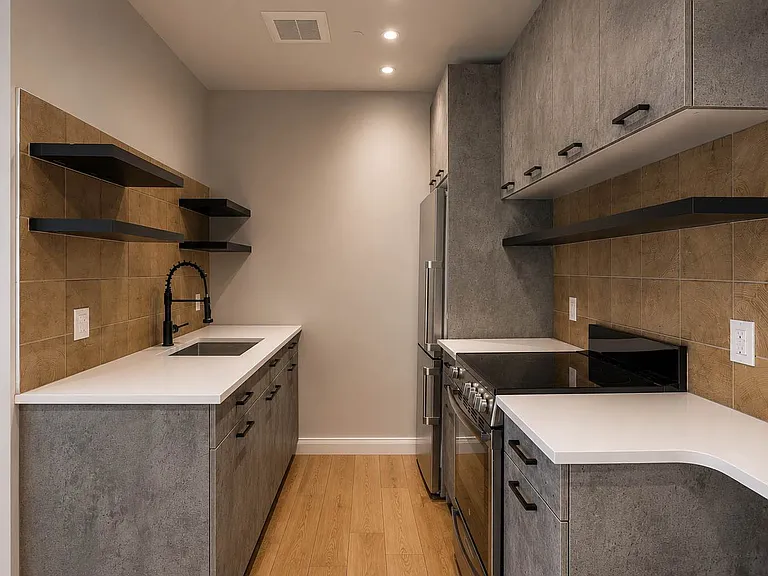 970 Gates Ave #4A — Photo 12